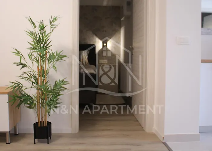 N&n Apartment *